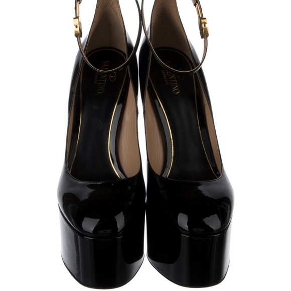 Valentino Garavani Black Platform Pumps - Picture 4 of 4